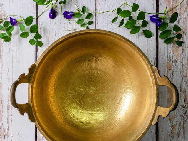 Difference between Brass and Bronze Vessels: 👉 Brass vs Bronze Cookware