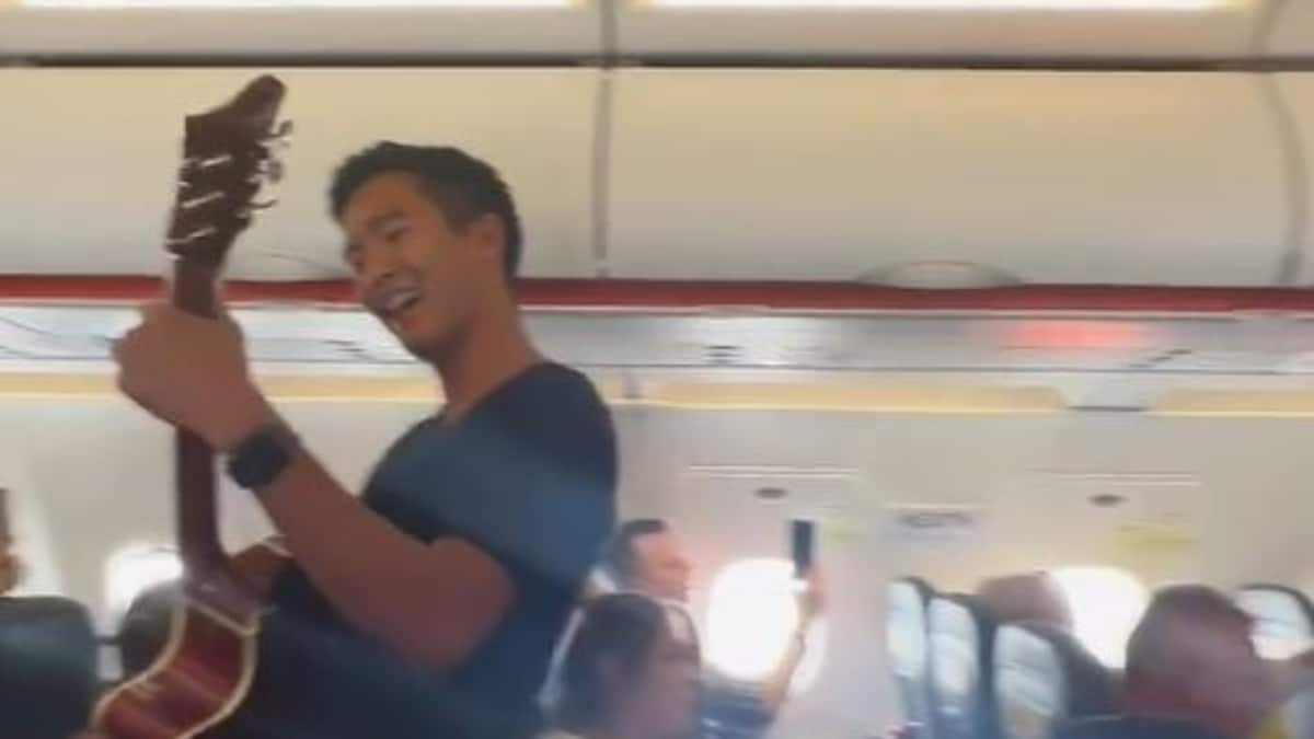 'Worshipping Jesus in Air': Passengers Singing Gospel on Flight Divide Internet