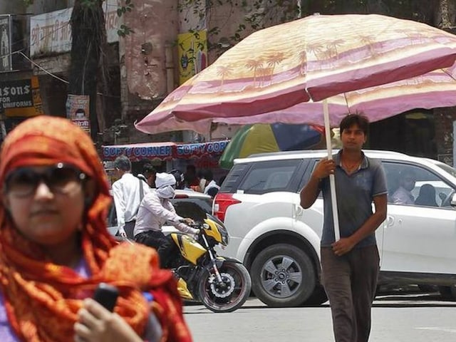 In a revised forecast, it said the maximum temperature will settle around 40 degrees Celsius on Wednesday and 42 degrees Celsius on Thursday. (File photo/Reuters)