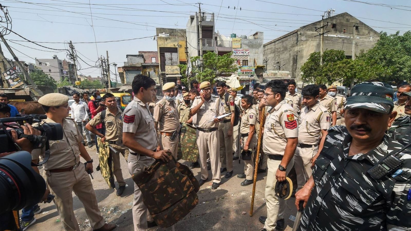 Hanuman Jayanti Clashes: Prime Accused Ansar, Aslam Sent to Police Custody till Monday; Crime Branch, Delhi Police Jointly Probing Matter