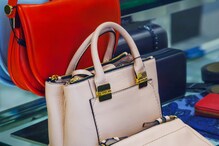 Mumbai Showroom to Pay Woman Rs 13,000 Compensation After Charging Rs 20 for Carry Bag