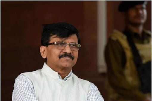 Mumbai police on Friday said the Somaiyas have been summoned to join the probe and asked to remain present before the investigating officer at Trombay police station in suburban Mankhurd.(File photo: PTI)