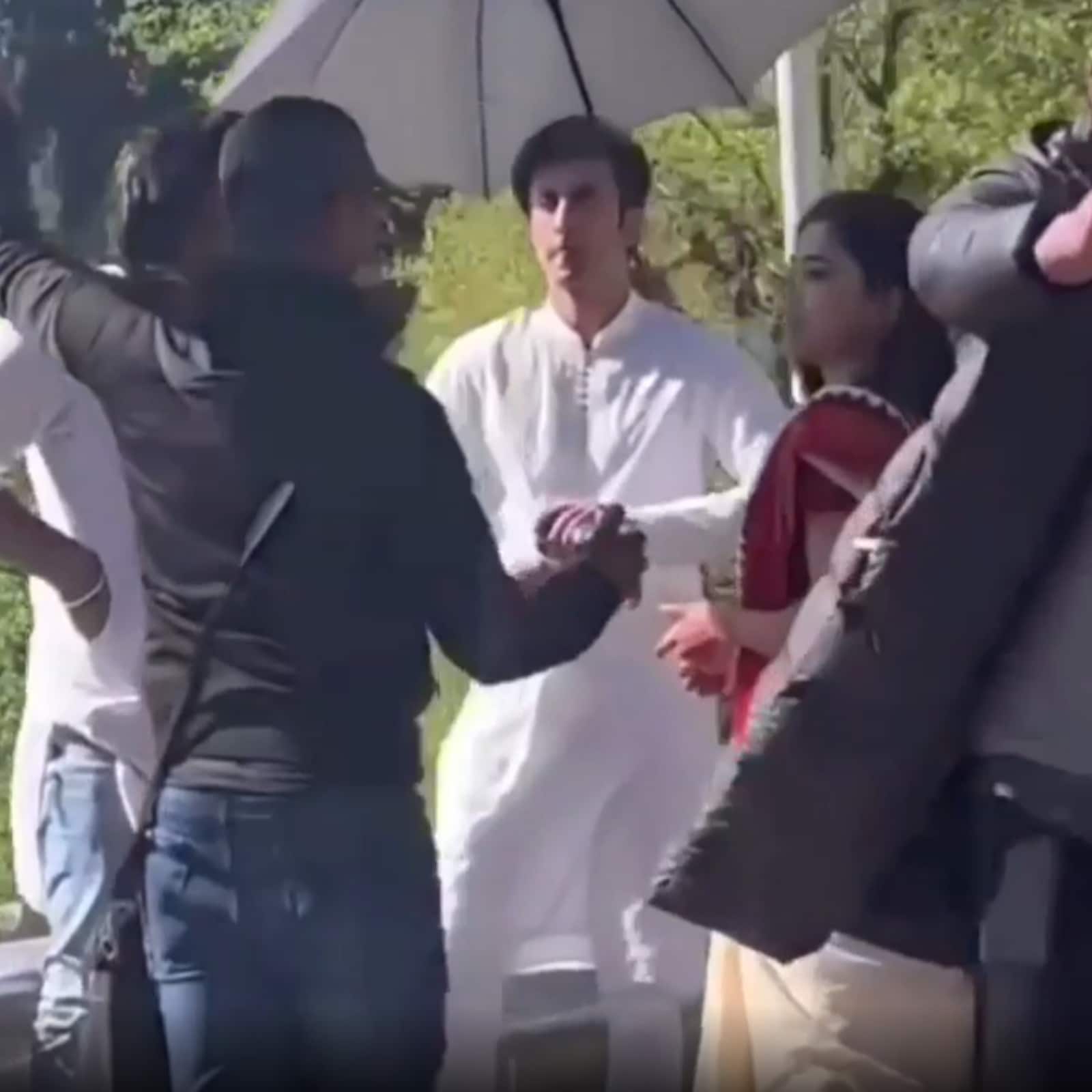 Ranbir Kapoor and Rashmika Mandanna's Leaked Video From Animal Goes Viral, Watch Here Ranbir Kapoor and Rashmika Mandanna's Leaked Video From Animal Goes Viral, Watch Here
