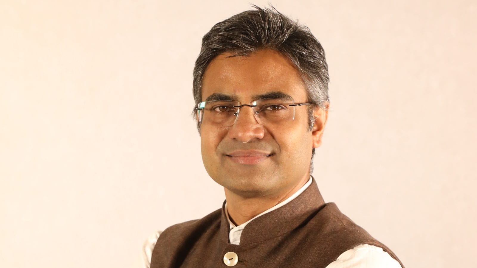 Exclusive Surveys Key, Good Chance in Gujarat AAP's Silent