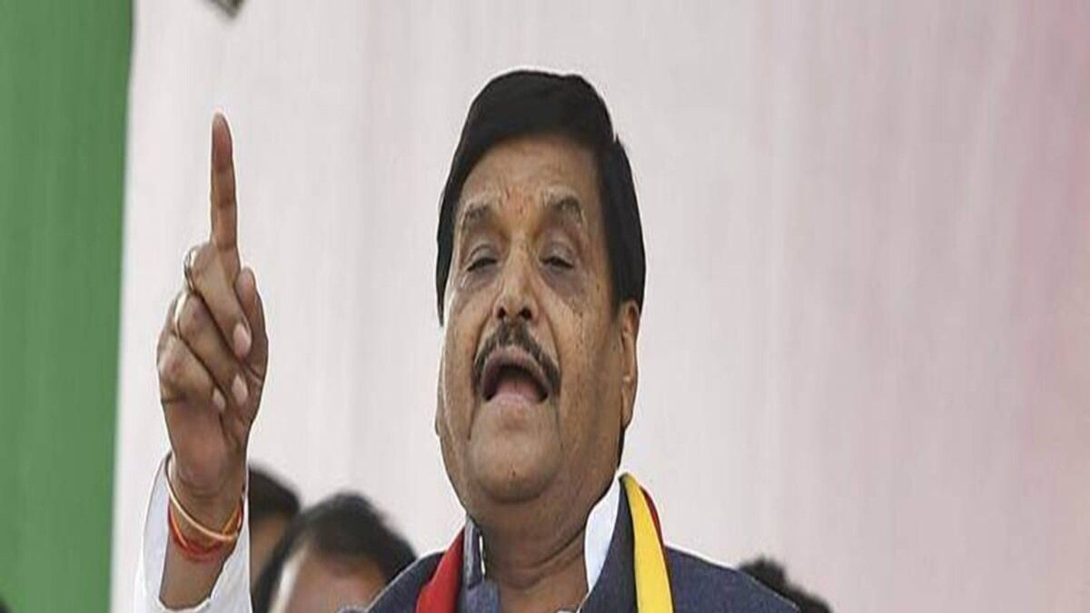 Reconsider Your Support to Yashwant Sinha Who Had Called Mulayam ISI Agent: Shivpal to Akhilesh