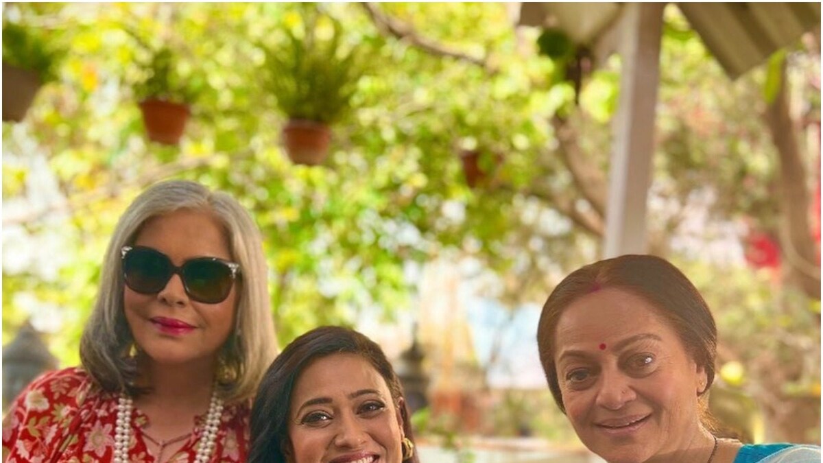 Shweta Tiwari Is In Complete Awe As She Poses With ‘living Legends