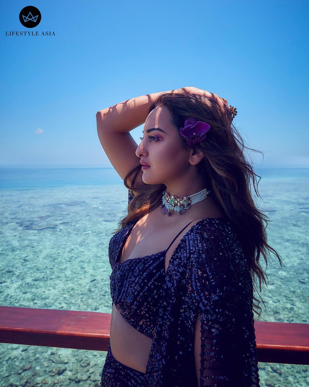Sonakshi Sinha Blue Film Sex Videos - Sonakshi Sinha Goes Glam In Sequinned Outfits During Her Photoshoot In  Maldives, Here's A Glimpse Of Her Sexy Pics - News18