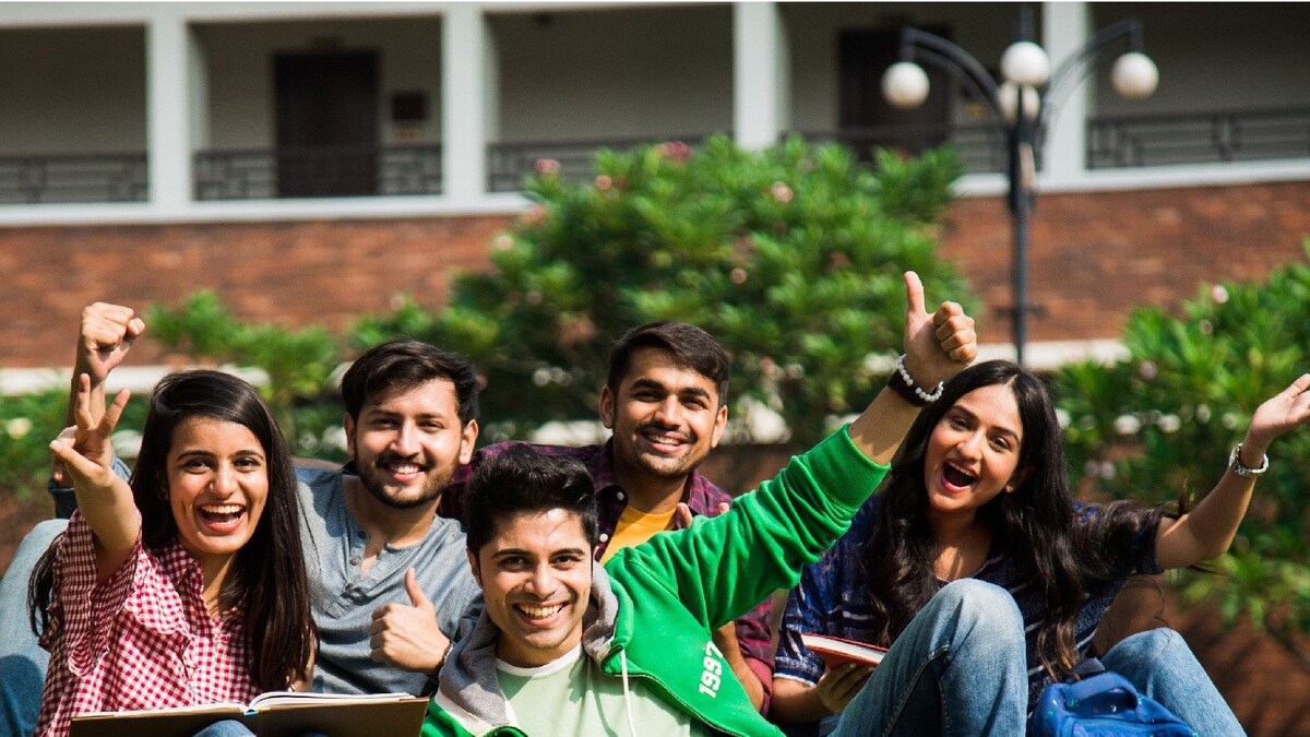 Want to Pursue Two Degrees Together? Know What's Allowed & What's Not, UGC Issues Guidelines