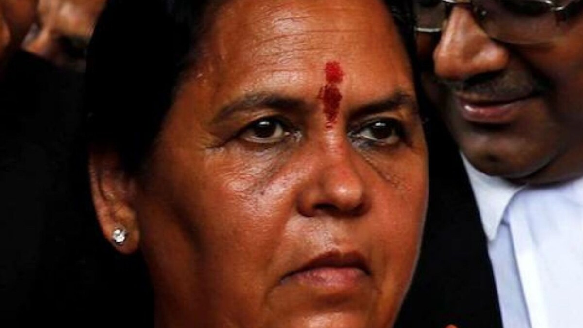 Veteran BJP Leader Uma Bharti Slams Shivraj Singh Chouhan; Seeks Nadda's Intervention on Liquor Policy