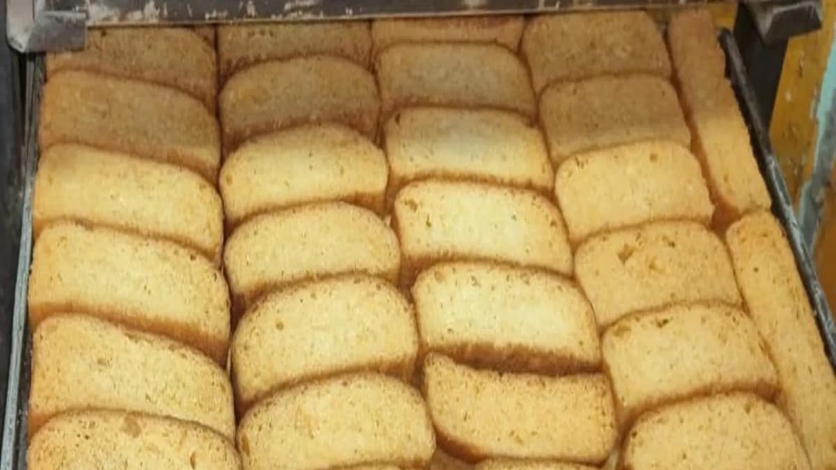 This Old Delhi Bakery Offers Delicious Cookies And Rusk Since 1951