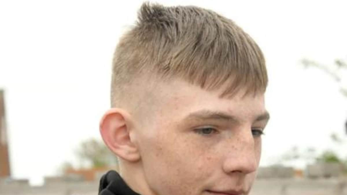 14-Year-Old Uk Student Put In Isolation At School For ‘Extreme Haircut’