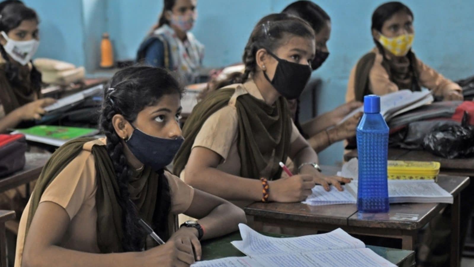5 Students, Staff of Delhi Private School Test Positive for Covid