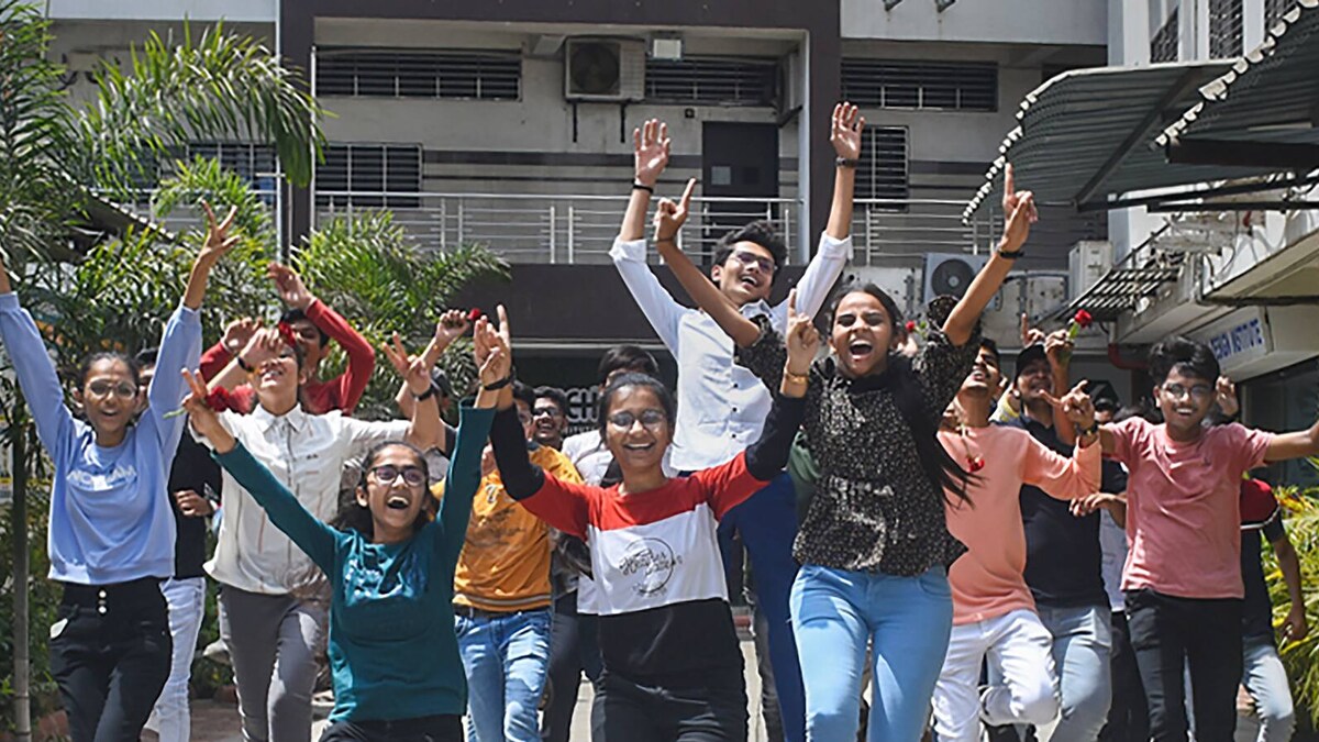 CBSE 10th, 12th Final Result: 'Either Term' or Internal Assessment