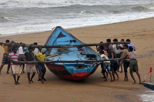 
Seven fishermen went into the sea near Chandipur to catch fish.  (Image: Reuters/File)