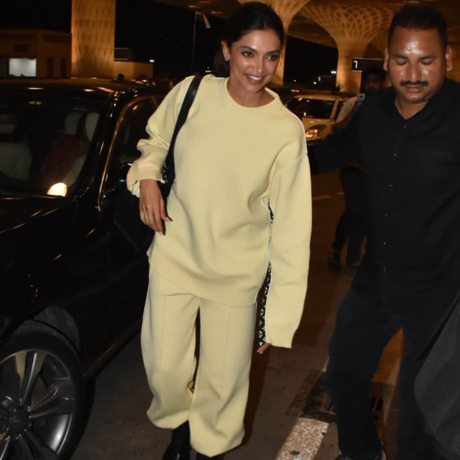 Deepika Padukone At Cannes 2022: Makes First Official Appearance At Jury  Dinner In Louis Vuitton Dress, See Pics - News18