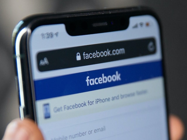 Facebook Glitch Spammed Users With Celebrity Posts On Their Feed Here S What Happened News18