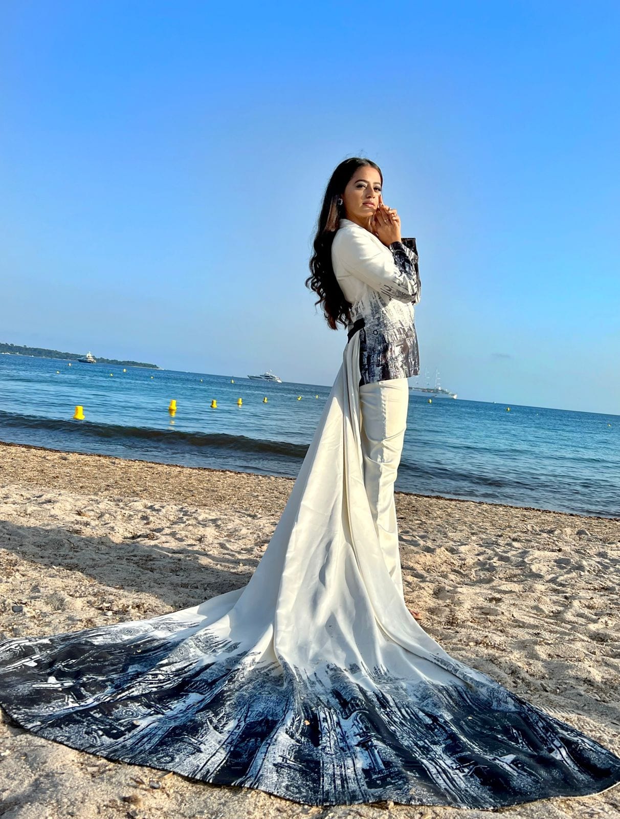 Cannes 2022: Helly Shah Is a ‘Soul Full of Sunshine’ In Latest Pictures, Hold Your Breath!