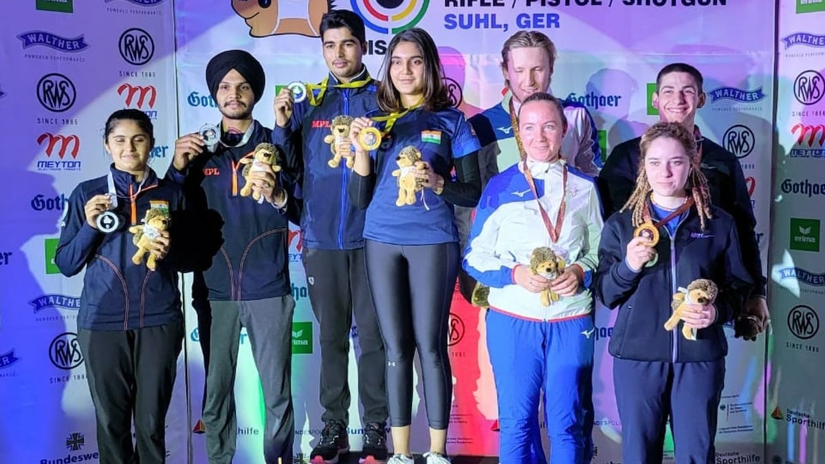 ISSF Junior World Cup: Esha Singh, Saurabh Chaudhary Win Mixed Team Pistol Gold