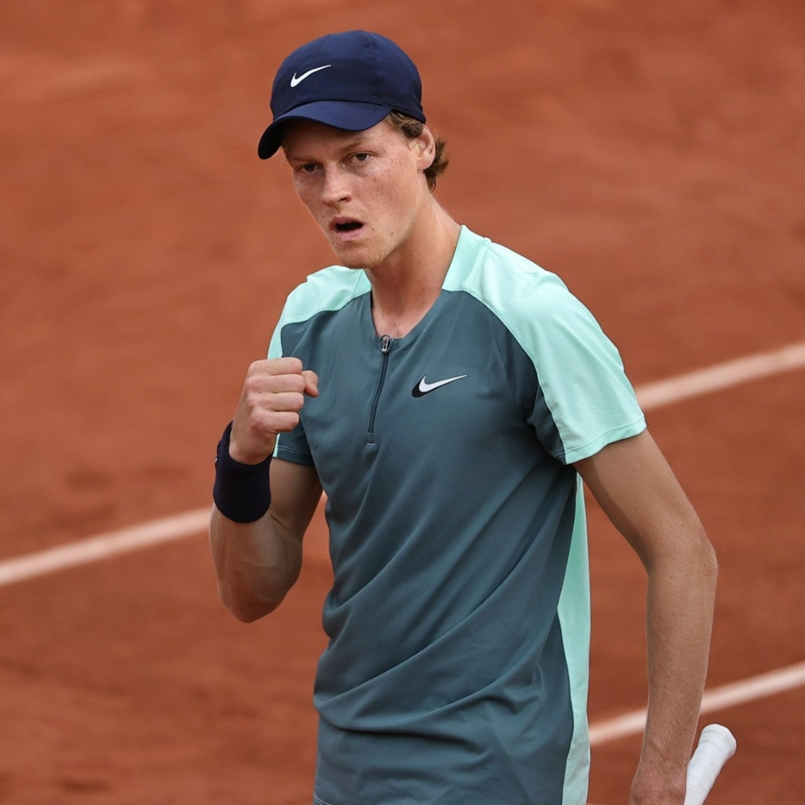 French Open Jannik Sinner Saves 11 Set Points to Seal Fourth Round Spot