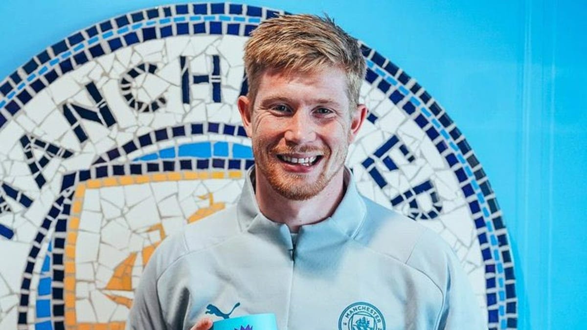 Manchester Citys Kevin De Bruyne Voted Premier League Player Of The