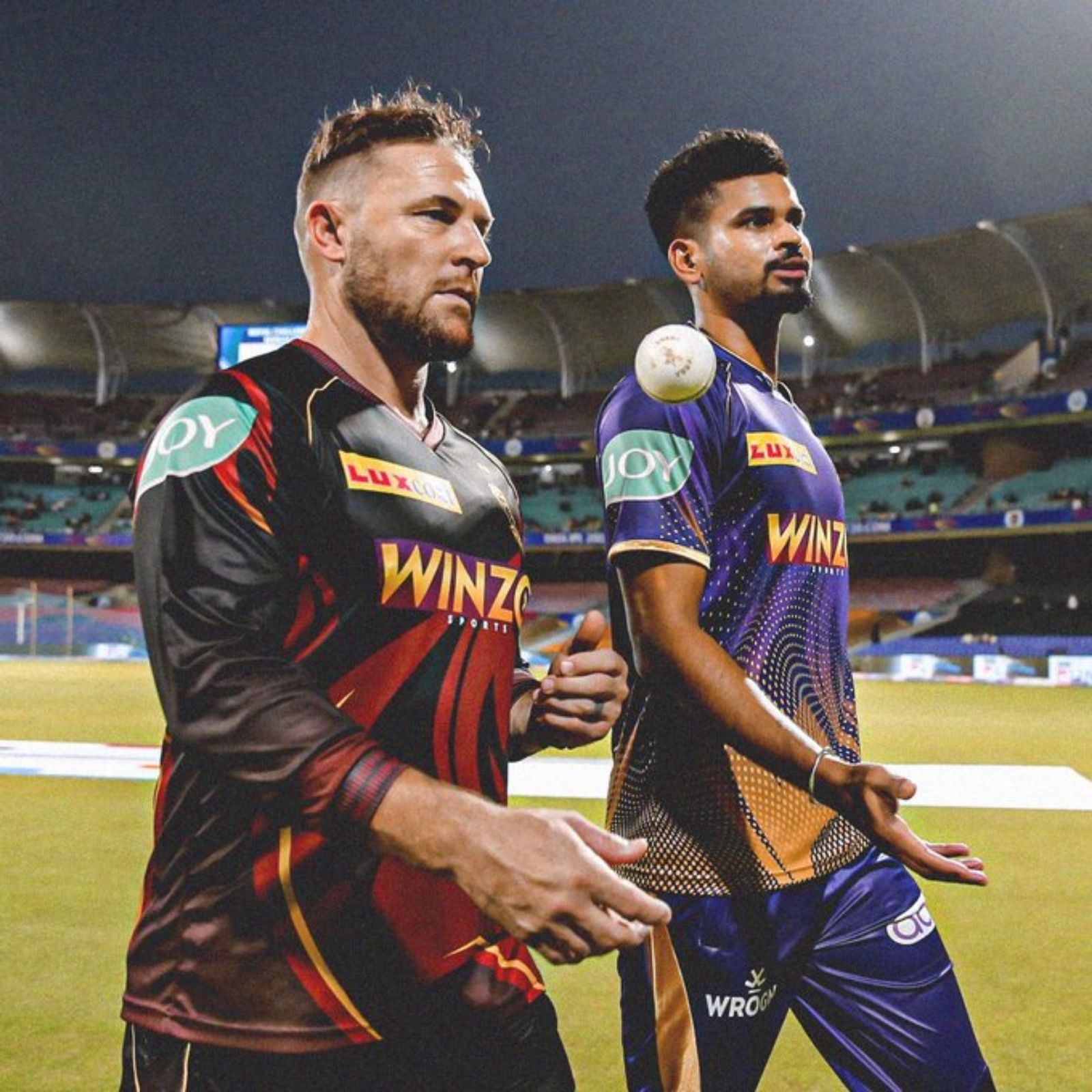 केकेआर के कोच ब्रेंडन एम.सी.कुलम और कप्तान श्रेयस अय्यर