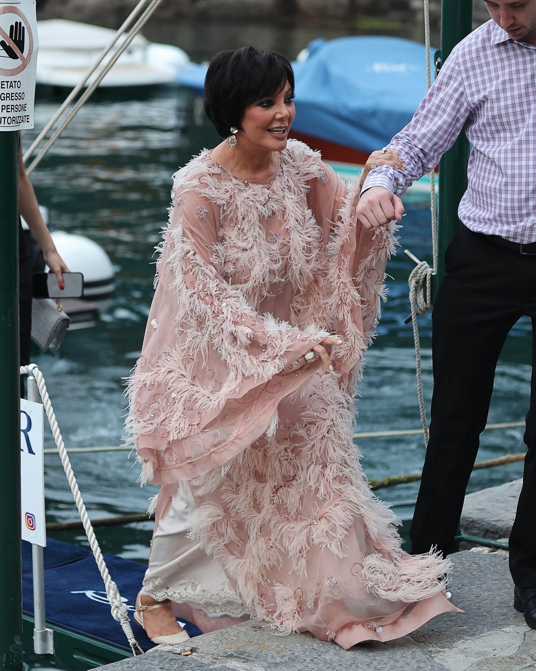 Kourtney Kardashian Ties The Knot With Travis Barker; Kim Kardashian, Kylie  Jenner And Other Wedding Guests Arrive In Style