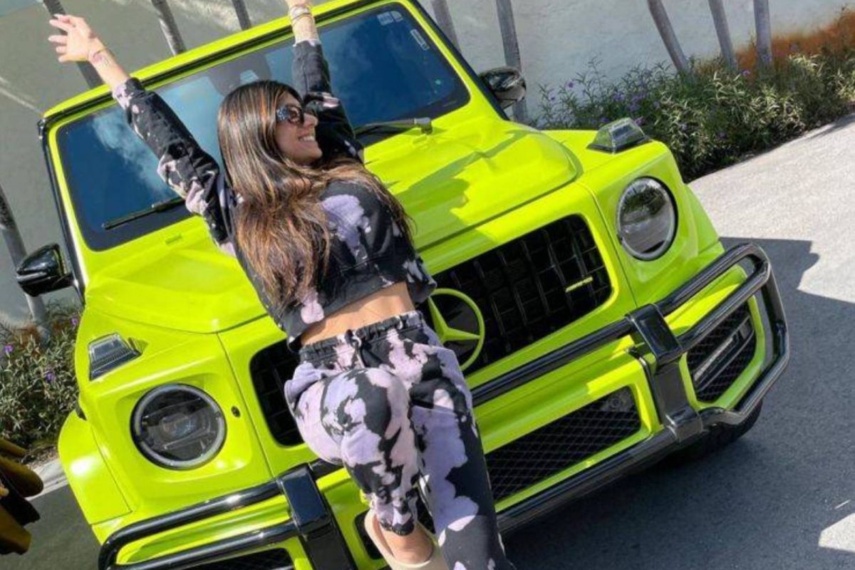 Mia Kalifa Car Sex - Mia Khalifa Car Collection: The Hot and Sexy Range of Cars Owned by  29-Yr-Old - News18