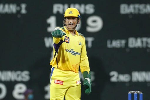 ѡҧ CSK  MS Dhoni ѧԹ  (Ҿ BCCI)