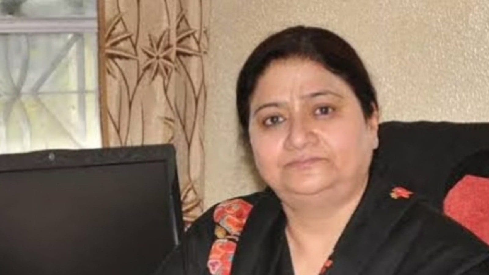 Kashmir University Gets its First Female VC in Prof Nilofar Khan