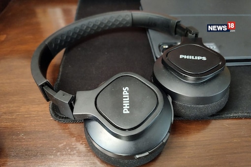 Philips Wireless headphones TAA4216 can work with Android phones, Apple iPhones, and Windows PCs.