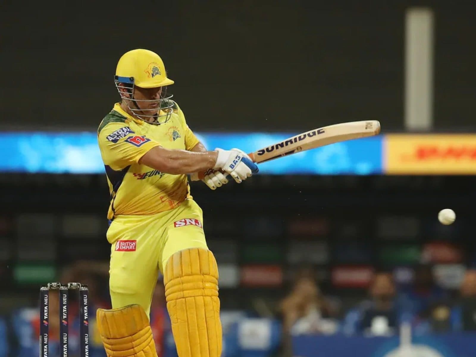 CSK Vs MI: Dhoni Fights Lone Battle But Chennai Super Kings Register ...