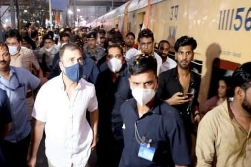 Rahul Gandhi at Delhi's Sarai Rohilla railway station to take the Chetak Express while heading to the Congress chintan shivir in Udaipur. Pic/ANI