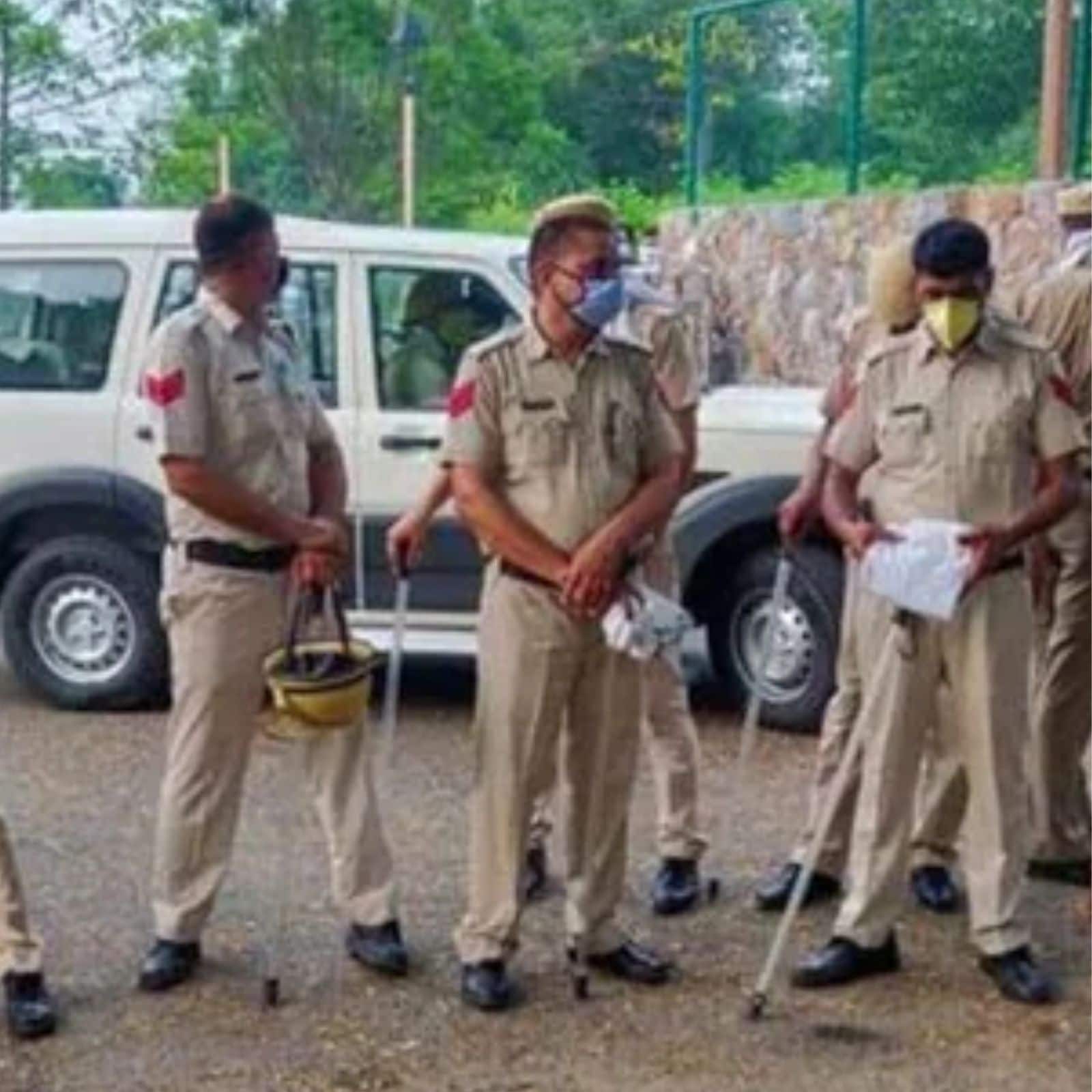 Former 'Granthi' Thrashed, Hair Cut by Unidentified Assailants in Rajasthan Former 'Granthi' Thrashed, Hair Cut by Unidentified Assailants in Rajasthan