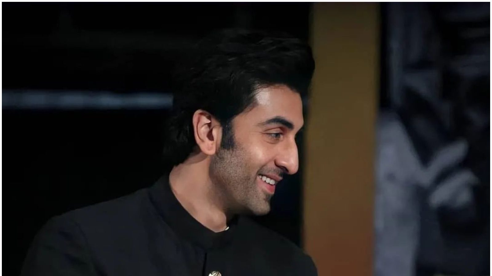 Spotted! Ranbir Kapoor wears personalised t-shirt with his initials and  lucky number 8