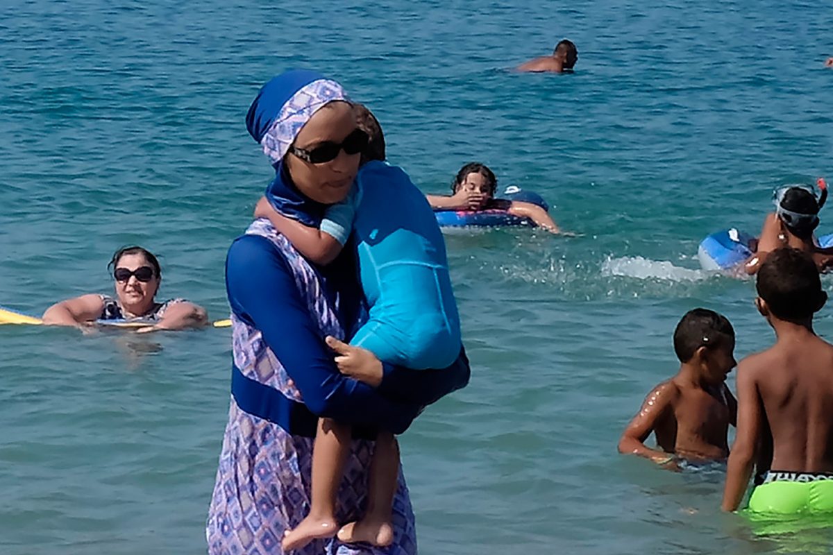 Burkini – a storm in French swimming pools