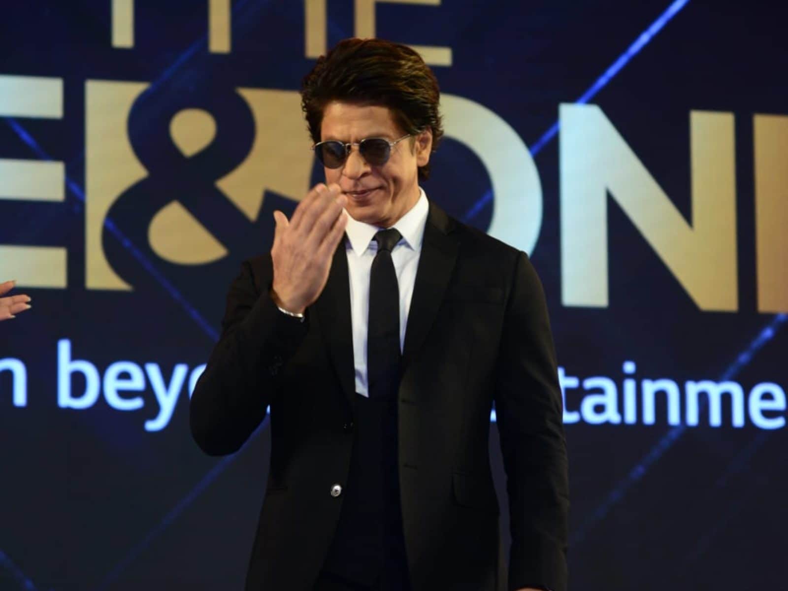 Shah Rukh Khan : r/ClassicDesiCelebs