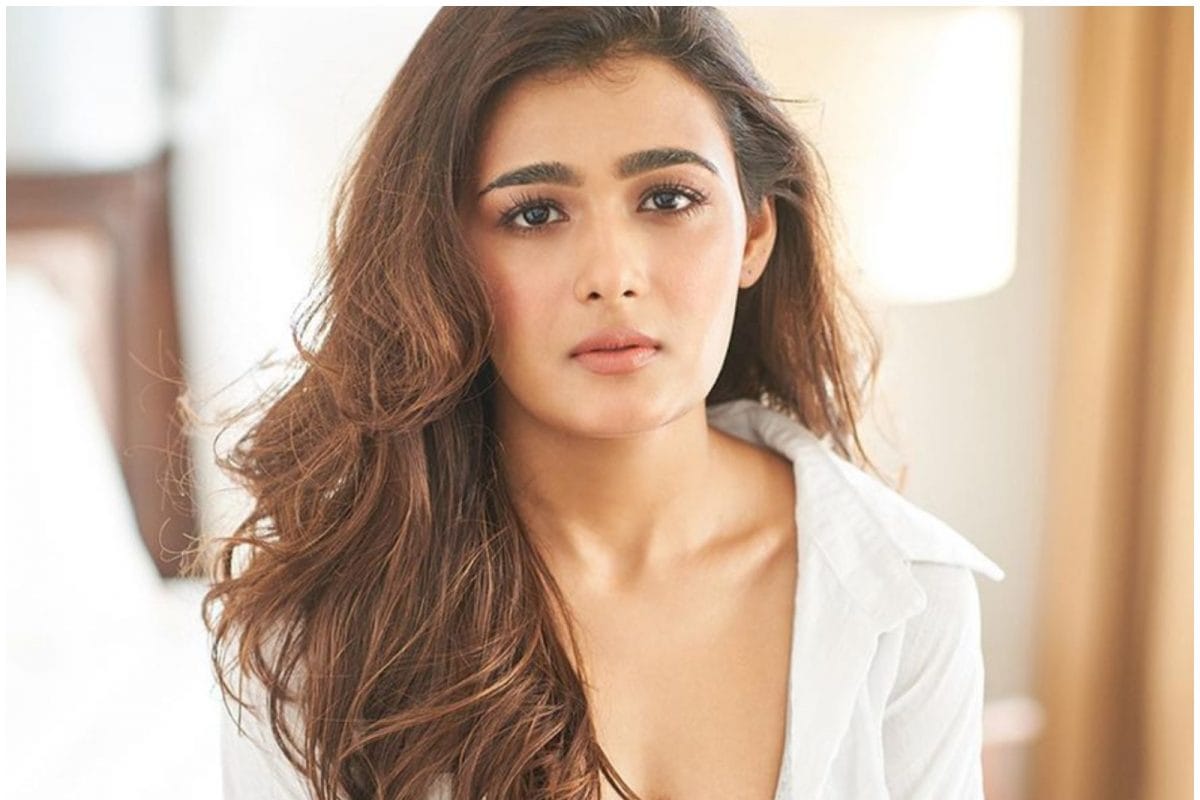 Shalini Pandey: People Have Called My Bollywood Debut a Bold Choice Because  I Play a Pregnant Woman - News18
