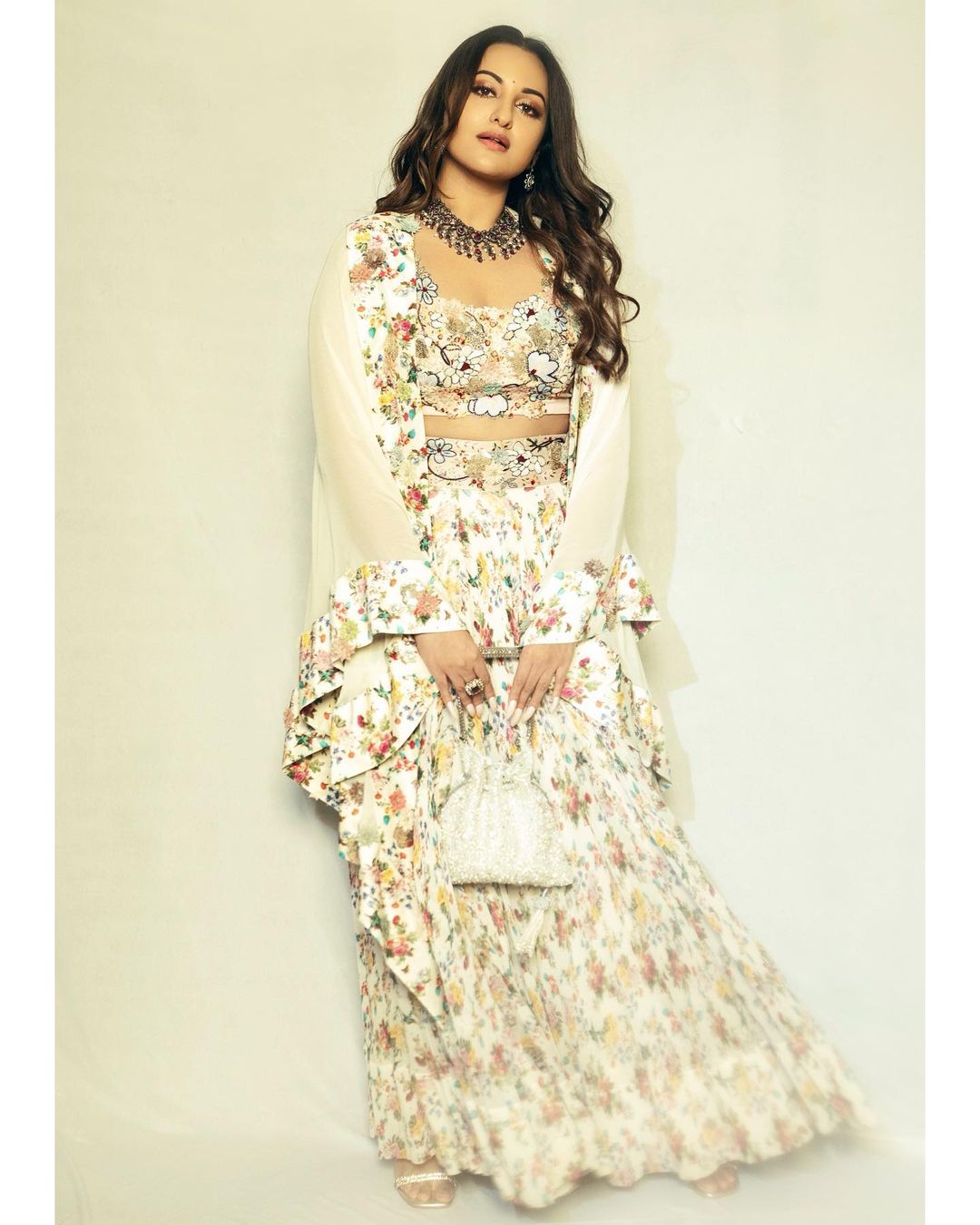 Sonakshi Sinha Looks Fabulous In Stylish Floral Outfits See The Divas Hottest Flower Power