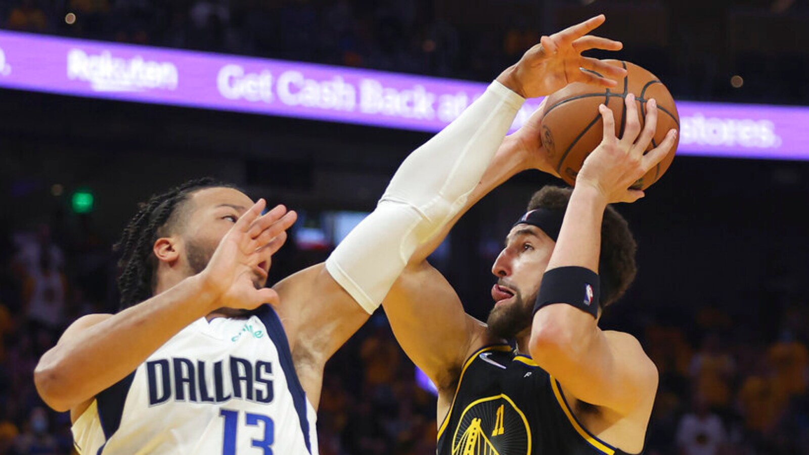 NBA: Stephen Curry, Golden State Warriors Outgun Luka Doncic, Dallas ...