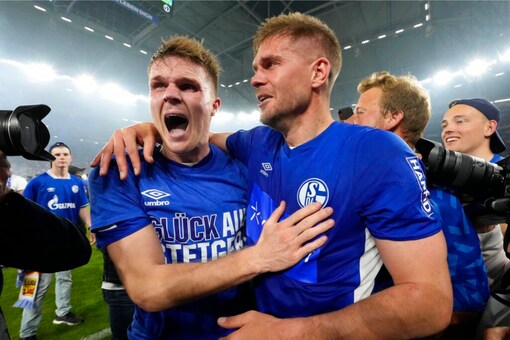 Schalke Promoted Back Into Bundesliga After Dramatic Comeback