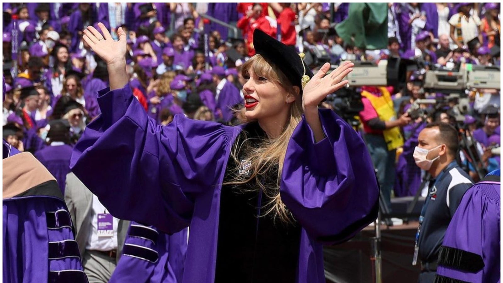 Taylor Swift Speaks At NYU Graduation Ceremony After Receiving Honorary 