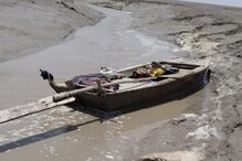 Gujarat: BSF Seizes Pakistani Fishing Boat from Creek Area Near Kutch