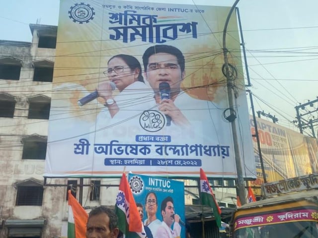 Posters claiming that a new and reformed TMC will come into being in six months, bearing photographs of only party general secretary Abhishek Banerjee, were put up in various parts of Kolkata. (Image: News18)