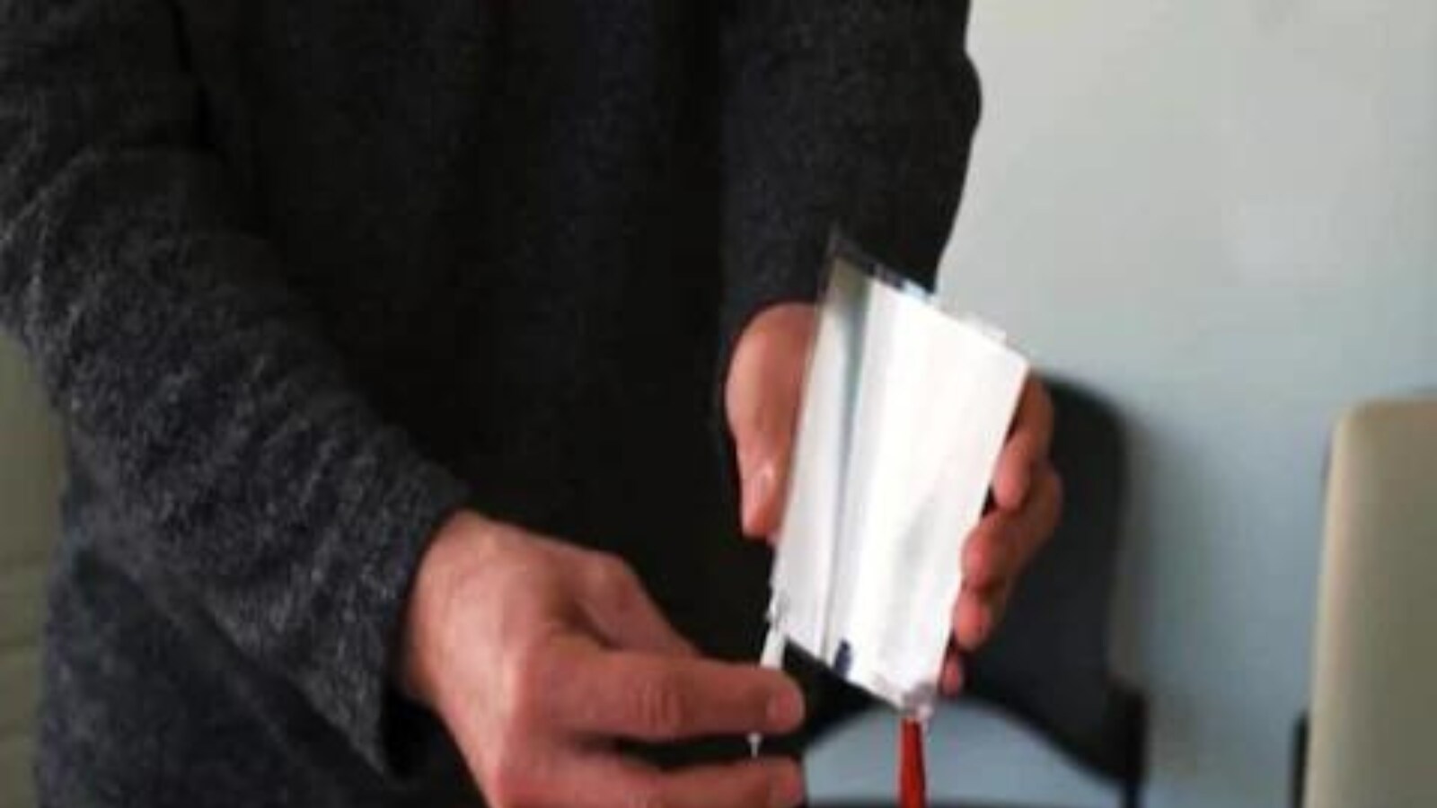 Researchers Develop Paper-Thin Loudspeaker That Can Turn Anything Into  Audio Source
