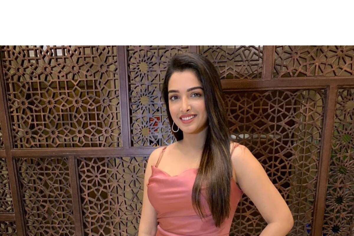 Amarpali Dubey Ki Sexi Chudai Vedio - Love Your Style': Fans Can't Get Over This Early Morning Pic of Amrapali  Dubey - News18