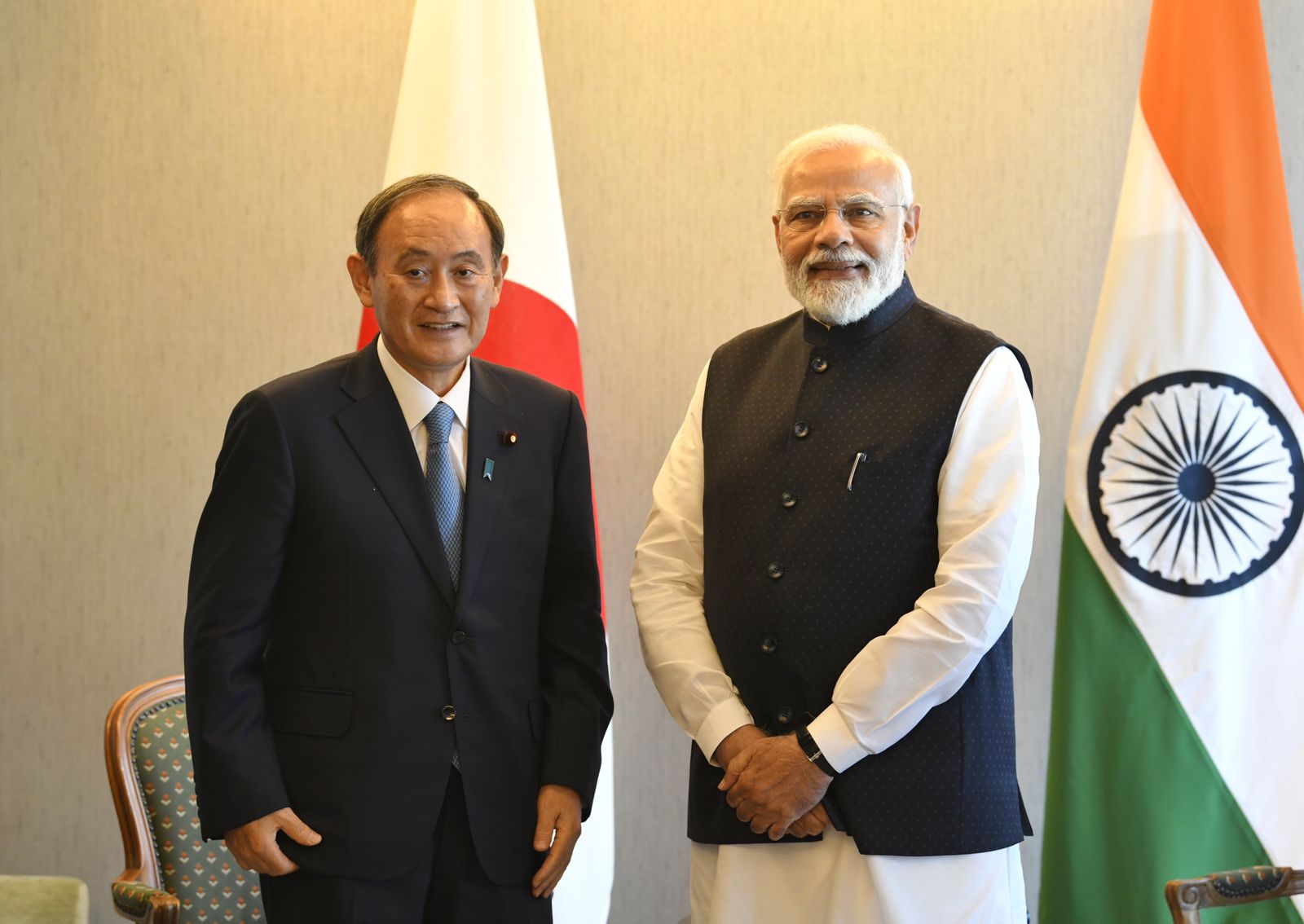 Modi se reencuentra con Suka, Abe y Mori cuando tres exprimeros ministros japoneses lo invitan a Tokio