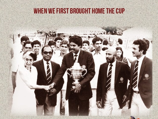 The then Prime Minister Indira Gandhi with the Indian cricket team after their historic victory in the 1983 World Cup. (Image: Twitter/Congress)
