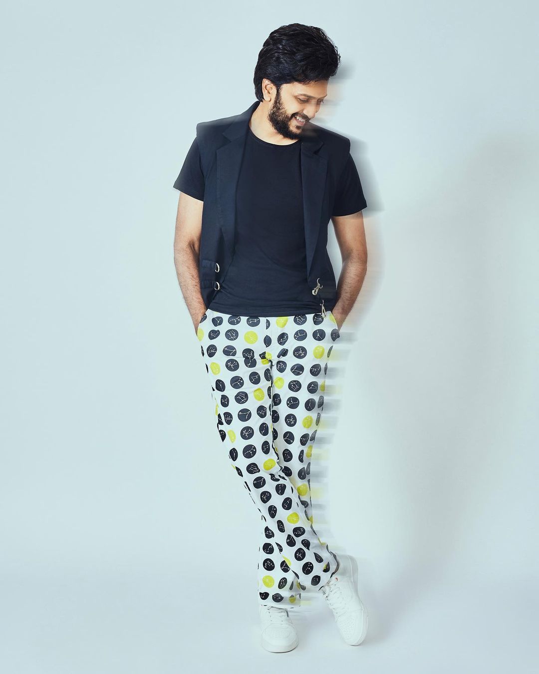 Riteish Deshmukh adds a pop of colour to his ensemble designed by Crimsoune Club