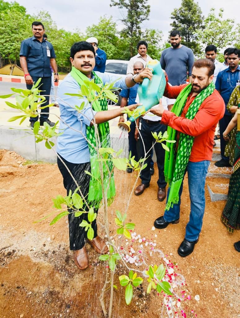 Salman Khan plants saplings in Ramoji Film City in Hyderabad. 