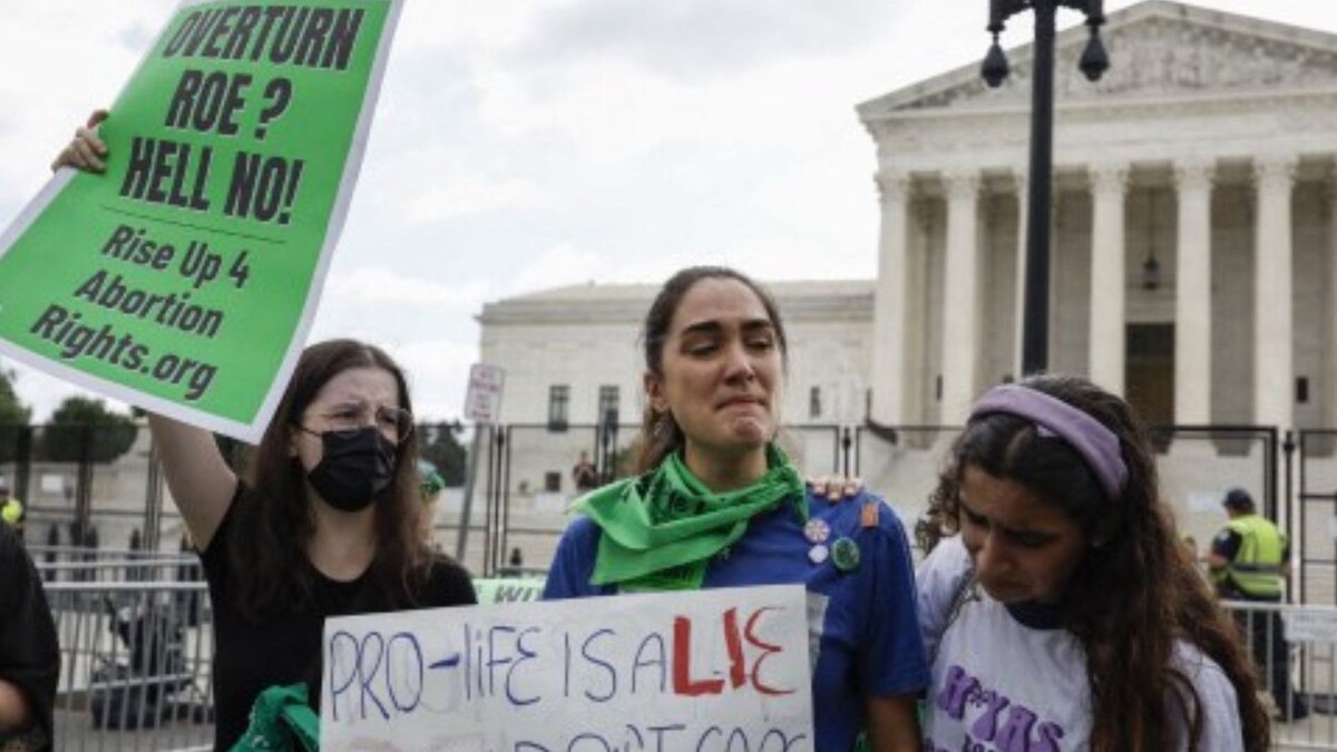 Restricting Abortion Just Makes it More Deadly, Says UN After US Supreme Court Ruling